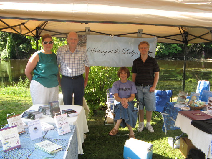 Island Art Fair 2010 Island Art Fair 2010 - Better tent meant less fear of wind!